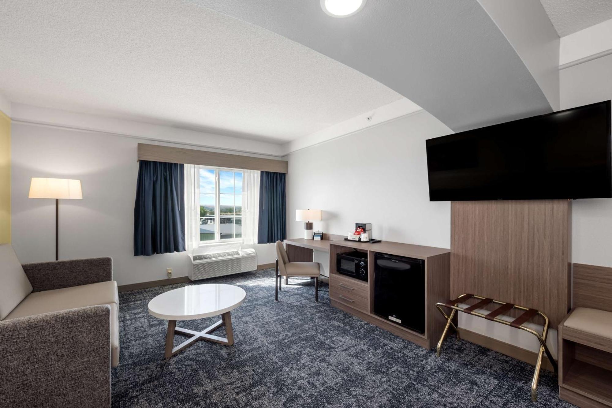 Hotel Surestay By Western Billings