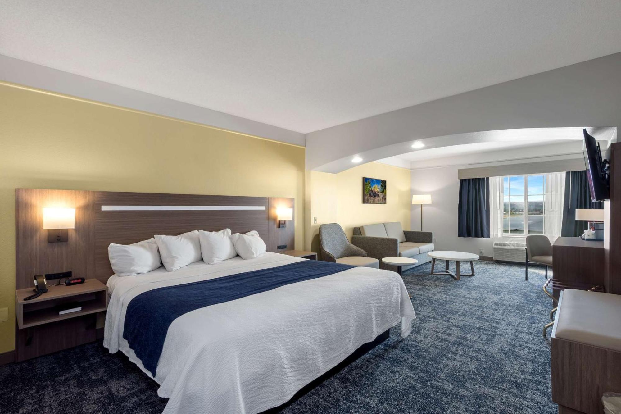 Surestay By Western Hotel